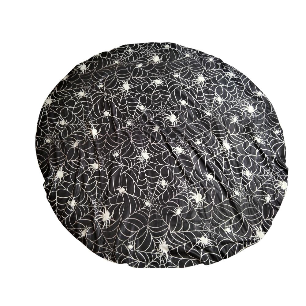 Spider Web Tablecloth – 5 Ft Diameter Halloween Tapestry, Black w/ White Spiders